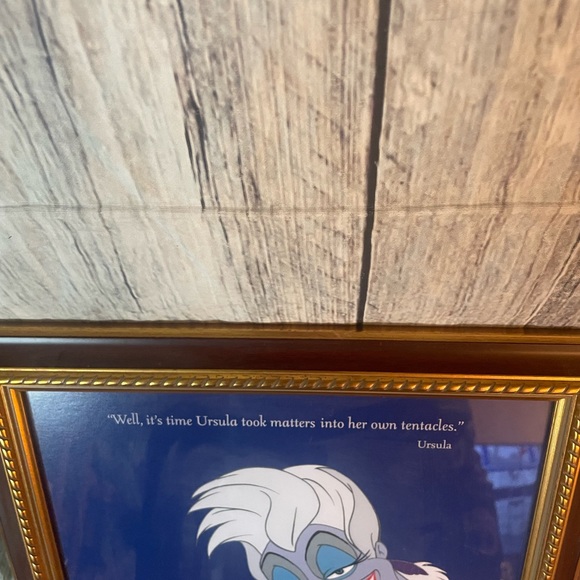 VHTF 2017 USPS Disney Villains “Ursula” Framed Art - Picture 2 of 8